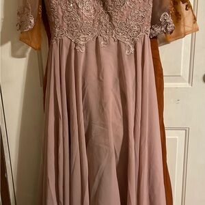 Elegant Pink Lace Dress